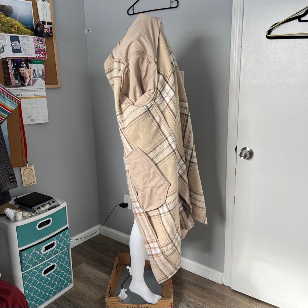 Old Navy Long Peacoat Neutral Tan Cream Plaid Poetcore Womens Plus Size 4X - Picture 7 of 9